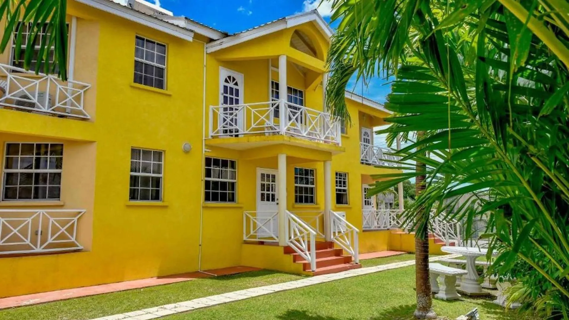 Prospect 2-Bedroom Apt 3 Saint James